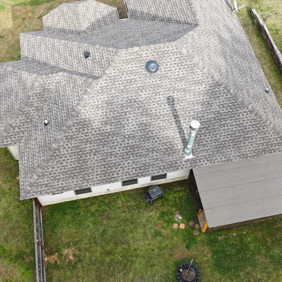 asphalt roofing installed